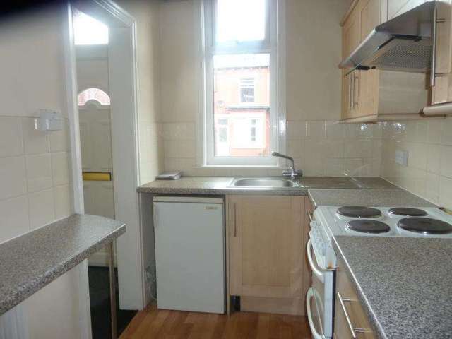  Image of 2 bedroom Detached house for sale in Compton Row Leeds LS9 at Leeds, LS9 6DL