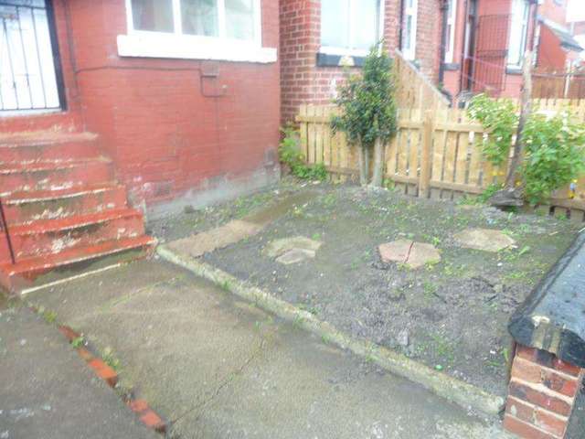  Image of 2 bedroom Detached house for sale in Compton Row Leeds LS9 at Leeds, LS9 6DL