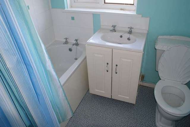  Image of 1 bedroom Maisonette to rent in Condover Road Northfield Birmingham B31 at Condover Road West Heath BIRMINGHAM, B31 3QX