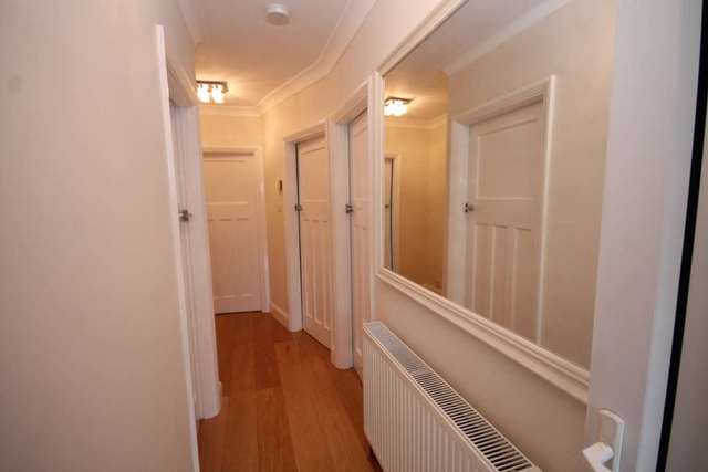  Image of 1 bedroom Bungalow to rent in Coniston Road Bexleyheath DA7 at Coniston Rd  Bexleyheath, DA7 6PX