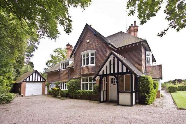 Image of 6 bedroom Property for sale in Coopers Hill Alvechurch Birmingham B48 at Coopers Hill  Birmingham, B48 7BX