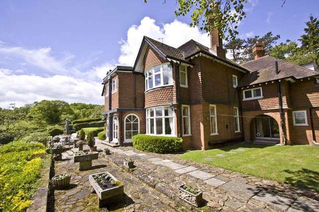  Image of 6 bedroom Property for sale in Coopers Hill Alvechurch Birmingham B48 at Coopers Hill  Birmingham, B48 7BX