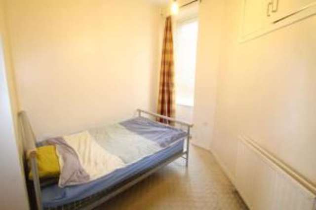  Image of 1 bedroom Flat for sale in Coplaw Street Glasgow G42 at Govanhill Glasgow Glasgow, G42 7JG