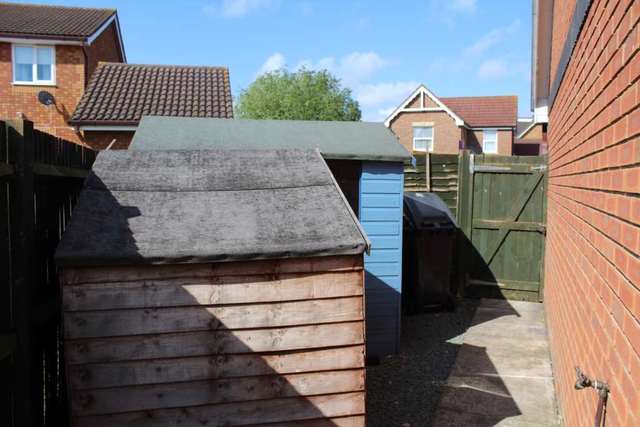  Image of 3 bedroom Semi-Detached house to rent in Coppard Gardens Chessington KT9 at Coppard Gardens  Chessington, KT9 2GE