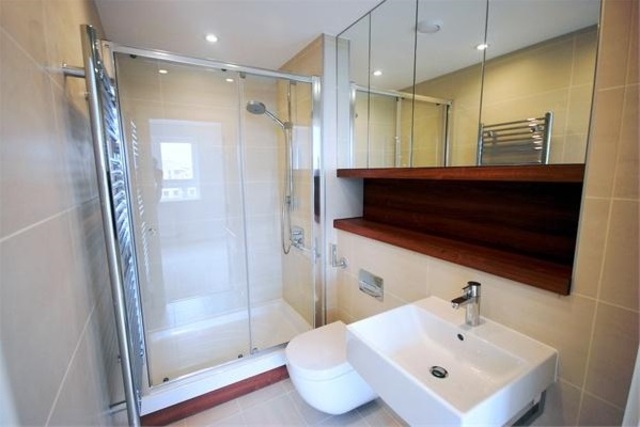  Image of 2 bedroom Flat to rent in Wharf Street London SE8 at GREENWICH, SE8 3FY
