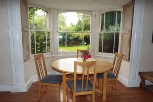  Image of 2 bedroom Flat to rent in Cotham Brow Cotham Bristol BS6 at Bristol, BS6 6AW