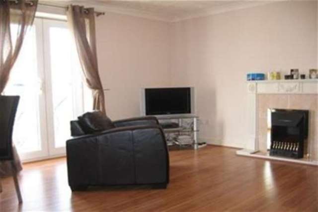  Image of 2 bedroom Flat to rent in County Place Chelmsford CM2 at Chelmsford, CM2 0RF
