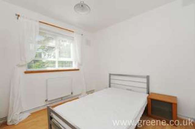  Image of 4 bedroom Flat to rent in Cranston Estate London N1 at Old Street  Hoxton, N1 6TD
