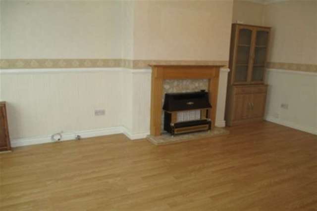  Image of 3 bedroom Detached house to rent in Crayford Road Kingstanding Birmingham B44 at Birmingham, B44 0TS