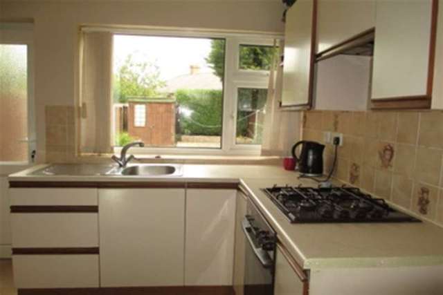  Image of 3 bedroom Detached house to rent in Crayford Road Kingstanding Birmingham B44 at Birmingham, B44 0TS