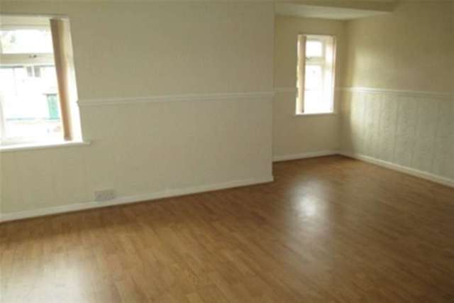  Image of 3 bedroom Detached house to rent in Crayford Road Kingstanding Birmingham B44 at Birmingham, B44 0TS