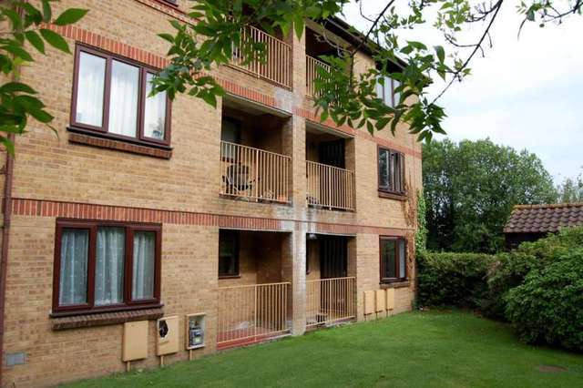  Image of 1 bedroom Flat to rent in Cremorne Lane Norwich NR1 at Thorpe Park  Norwich, NR1 1YW