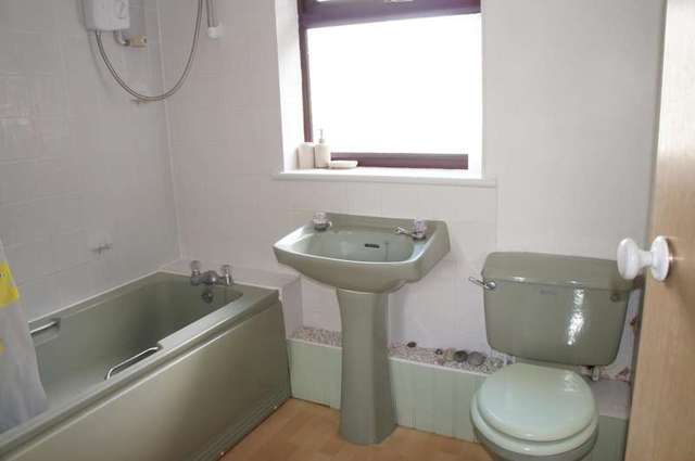  Image of 1 bedroom Flat to rent in Cremorne Lane Norwich NR1 at Thorpe Park  Norwich, NR1 1YW