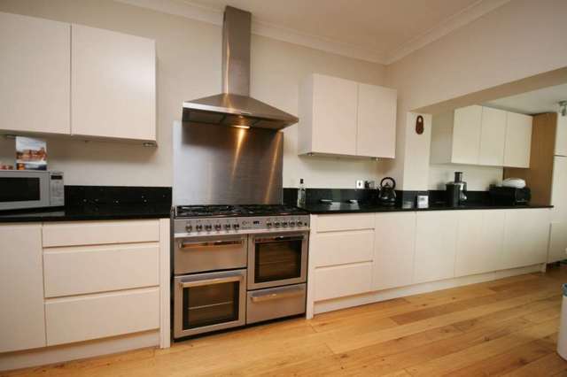  Image of 3 bedroom Semi-Detached house to rent in Crescent Road Warley Brentwood CM14 at Crescent Road  Brentwood, CM14 5JR