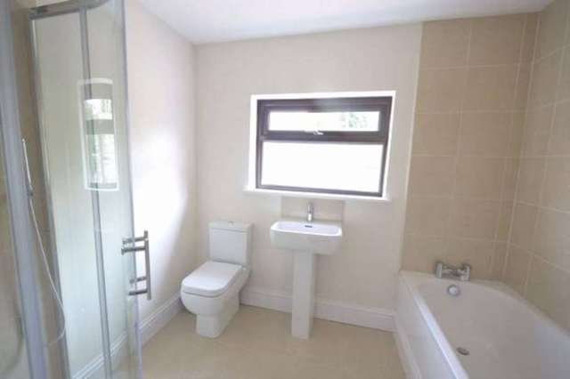  Image of 3 bedroom Semi-Detached house to rent in Crescent Road Warley Brentwood CM14 at Crescent Road  Brentwood, CM14 5JR