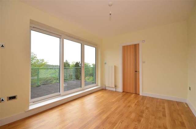 Image of 4 bedroom Detached house for sale in Croft Road Brighton BN1 at Brighton East Sussex Brighton, BN1 5JJ