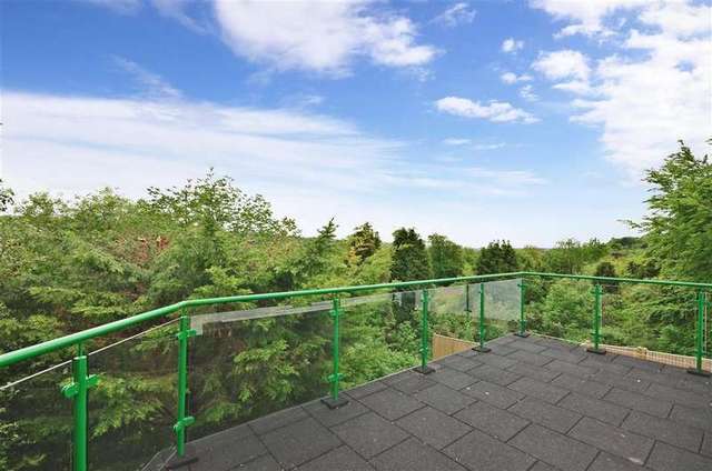  Image of 4 bedroom Detached house for sale in Croft Road Brighton BN1 at Brighton East Sussex Brighton, BN1 5JJ