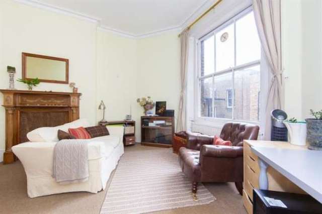  Image of 1 bedroom Flat for sale in Cromwell Road London SW5 at Earls Court London Earl