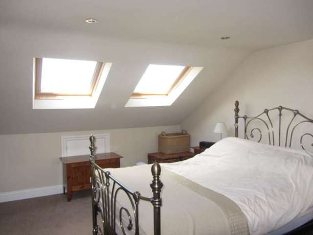  Image of 3 bedroom Terraced house to rent in Dalmally Road Addiscombe Croydon CR0 at Dalmally Road  Shirley, CR0 6LU