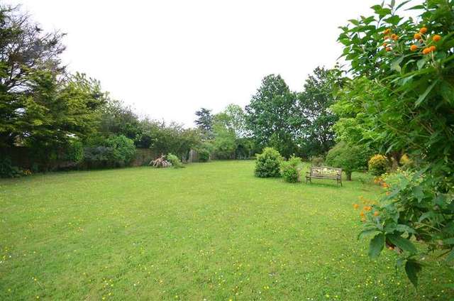  Image of 4 bedroom Detached house for sale in Dane Road Birchington CT7 at Minnis Bay Birchington Birchington, CT7 9PR