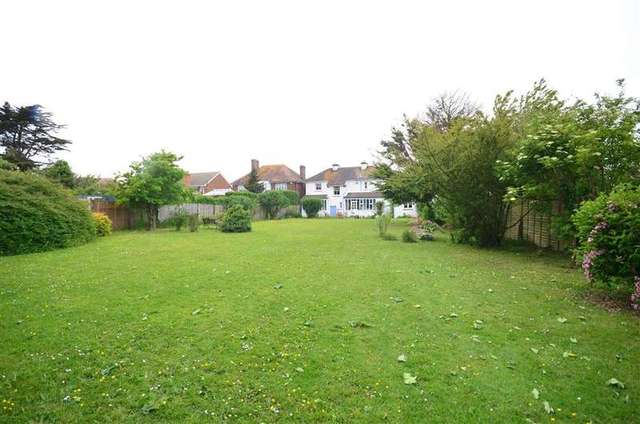  Image of 4 bedroom Detached house for sale in Dane Road Birchington CT7 at Minnis Bay Birchington Birchington, CT7 9PR