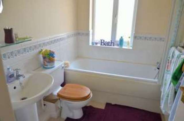  Image of 3 bedroom Property for sale in Darwin Close Waddington Lincoln LN5 at Darwin Close Waddington Lincoln, LN5 9GB