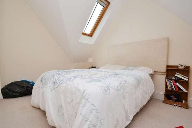  Image of 3 bedroom Flat for sale in Cavendish Road Bournemouth BH1 at 15 Cavendish Road  Bournemouth, BH1 1QX