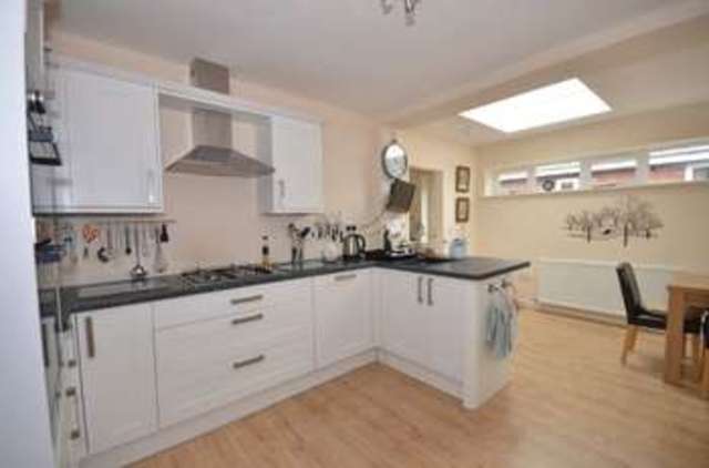  Image of 3 bedroom Detached house to rent in Dee Crescent Farndon Chester CH3 at Dee Crescent Farndon Chester, CH3 6QJ
