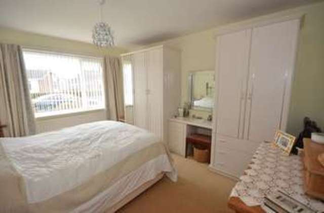  Image of 3 bedroom Detached house to rent in Dee Crescent Farndon Chester CH3 at Dee Crescent Farndon Chester, CH3 6QJ