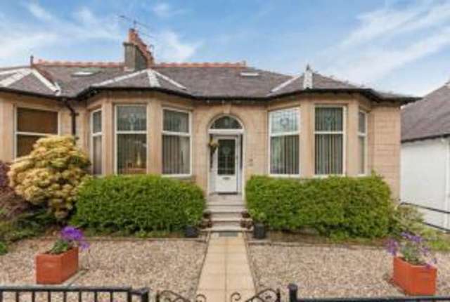  Image of 4 bedroom Bungalow for sale in Denholm Street Greenock PA16 at Greenock Inverclyde Greenock, PA16 8RJ