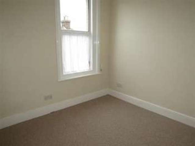  Image of 2 bedroom Terraced house to rent in Denmark Road Poole BH15 at Denmark Road  Poole, BH15 2DE