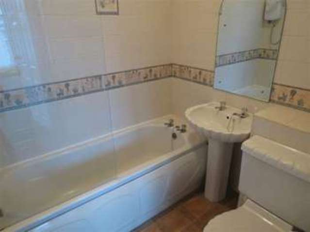  Image of 2 bedroom Terraced house to rent in Denmark Road Poole BH15 at Denmark Road  Poole, BH15 2DE