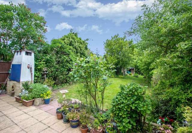  Image of 3 bedroom Semi-Detached house for sale in Devonshire Way Croydon CR0 at Croydon, CR0 8BW