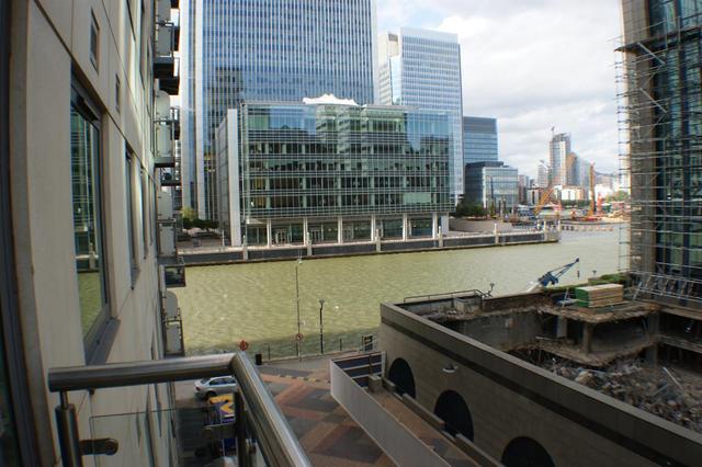  Image of 1 bedroom Flat to rent in South Quay Square London E14 at 3 South Quay Square  London, E14 9RU