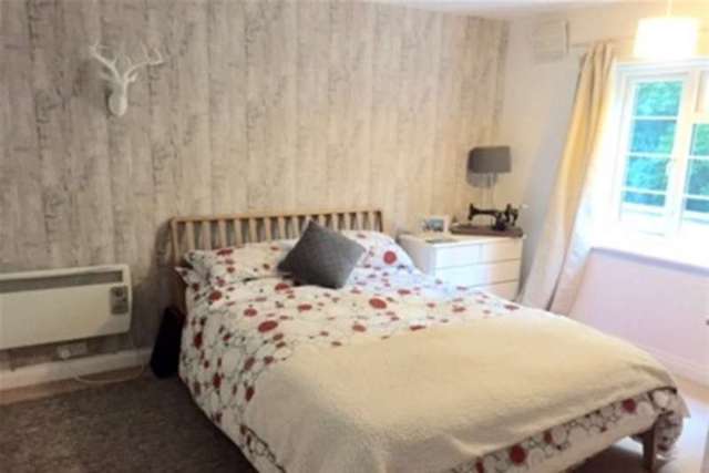  Image of 2 bedroom Flat to rent in Silverdale Road Shirley Southampton SO15 at Southampton, SO15 2NH