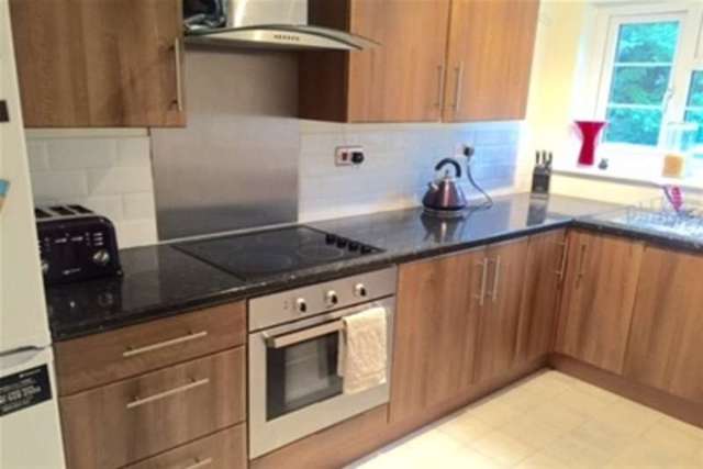  Image of 2 bedroom Flat to rent in Silverdale Road Shirley Southampton SO15 at Southampton, SO15 2NH