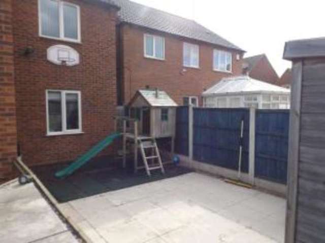  Image of 4 bedroom Detached house for sale in Dunsil Road Mansfield Woodhouse Mansfield NG19 at Mansfield Woodhouse Mansfield Mansfield Woodhouse, NG19 7GD