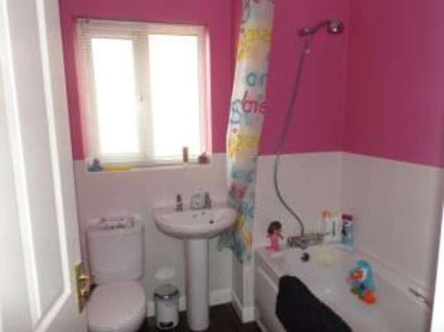  Image of 4 bedroom Detached house for sale in Dunsil Road Mansfield Woodhouse Mansfield NG19 at Mansfield Woodhouse Mansfield Mansfield Woodhouse, NG19 7GD