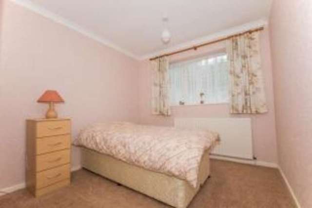  Image of 3 bedroom Bungalow for sale in Dutton Avenue Skegness PE25 at Skegness Lincolnshire Skegness, PE25 2HR