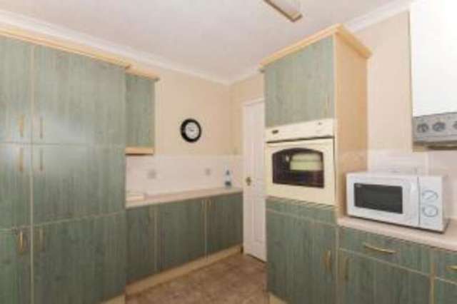  Image of 3 bedroom Bungalow for sale in Dutton Avenue Skegness PE25 at Skegness Lincolnshire Skegness, PE25 2HR