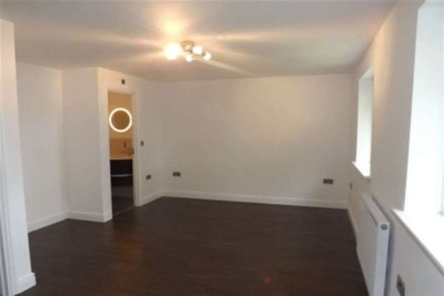  Image of 4 bedroom Detached house to rent in Duxbury Gardens Chorley PR7 at Chorley, PR7 3JZ