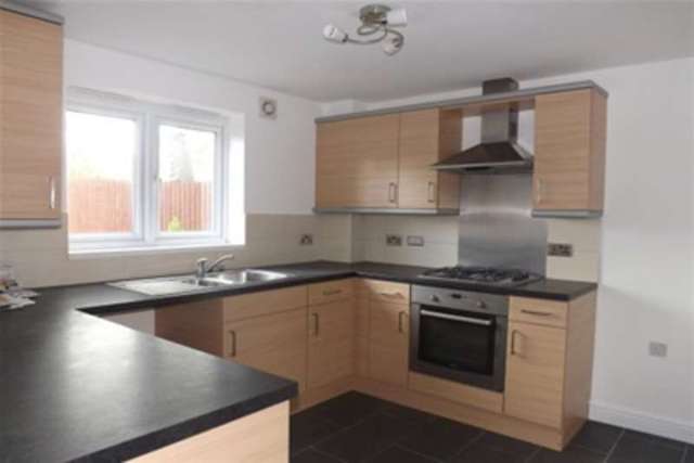  Image of 4 bedroom Detached house to rent in Duxbury Gardens Chorley PR7 at Chorley, PR7 3JZ
