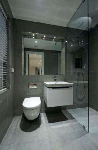  Image of 2 bedroom Flat for sale in Bridge Road East Molesey KT8 at East Molesey Surrey East Molesey, KT8 9HD