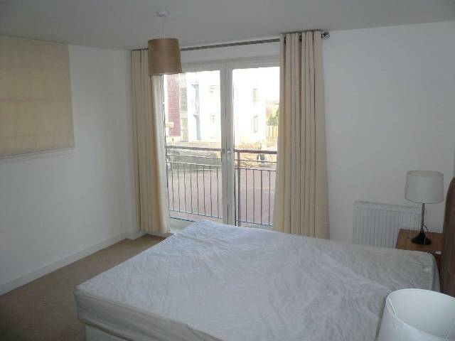  Image of 2 bedroom Flat to rent in East Pilton Farm Crescent Edinburgh EH5 at Pilton Edinburgh Edinburgh, EH5 2GF