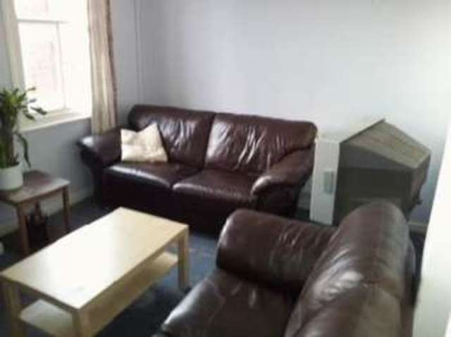  Image of 4 bedroom Terraced house to rent in Eastfield Road Cotham Bristol BS6 at Eastfield Road Cotham Bristol, BS6 6AA