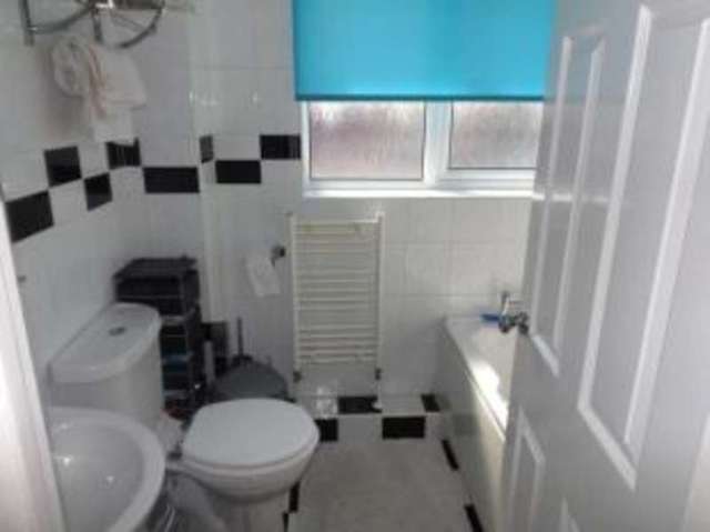  Image of 3 bedroom End of Terrace for sale in Eastleigh Drive Mansfield Woodhouse Mansfield NG19 at Mansfield Woodhouse Mansfield Mansfield Woodhouse, NG19 8PL
