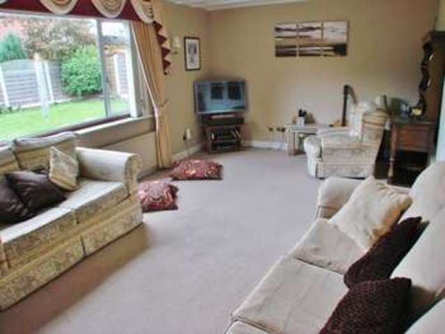  Image of 4 bedroom Detached house for sale in Eastwood Road Radcliffe-on-Trent Nottingham NG12 at Eastwood Road Radcliffe-On-Trent Nottingham, NG12 2FZ
