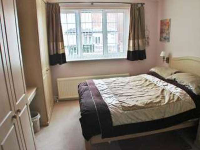 Image of 4 bedroom Detached house for sale in Eastwood Road Radcliffe-on-Trent Nottingham NG12 at Eastwood Road Radcliffe-On-Trent Nottingham, NG12 2FZ