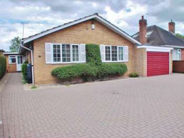  Image of 4 bedroom Detached house for sale in Eastwood Road Radcliffe-on-Trent Nottingham NG12 at Eastwood Road Radcliffe-On-Trent Nottingham, NG12 2FZ