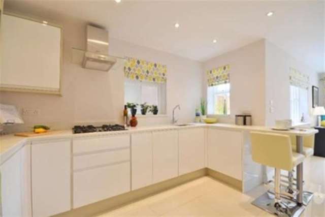  Image of 4 bedroom Semi-Detached house to rent in Ebury Road Rickmansworth WD3 at Rickmansworth, WD3 1BN